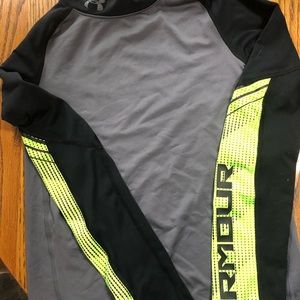 Youth large Under Armour long sleeve Cold Gear fitted shirt